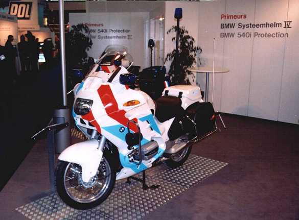 www.crazyleafdesign.com/blog/wp-content/uploads/2008/04/014_olanda_bmw_r1100rt_2.JPG